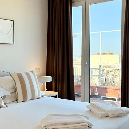 아파트 Laus Via Sparano Attico - Penthouse In The Heart Of *